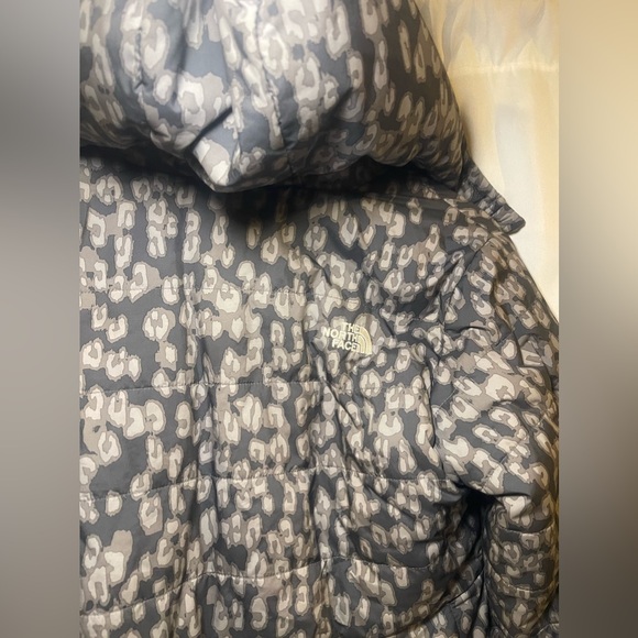 The North Face Kids' Mossbud Swirl Reversible Water Repellent Hooded Jacket XL - Picture 5 of 10